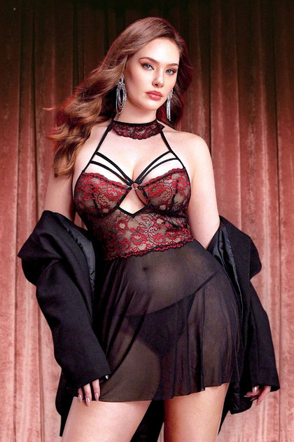 Starppy red lace nighties.