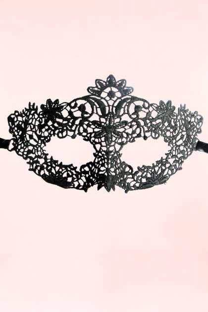 Ophelia Lace Masquerade Mask.