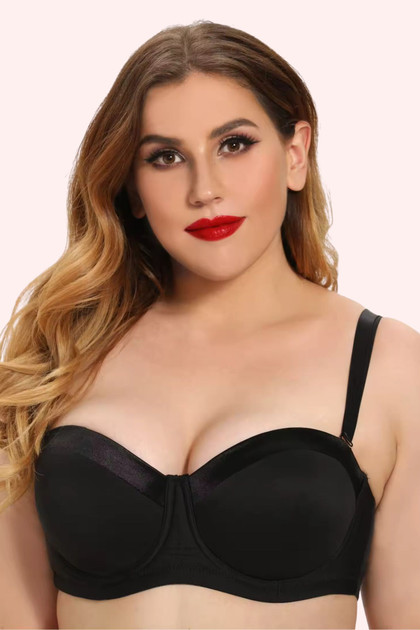 Curvy woman wearing a Black Cup D Plus Size strapless bra worn with straps.