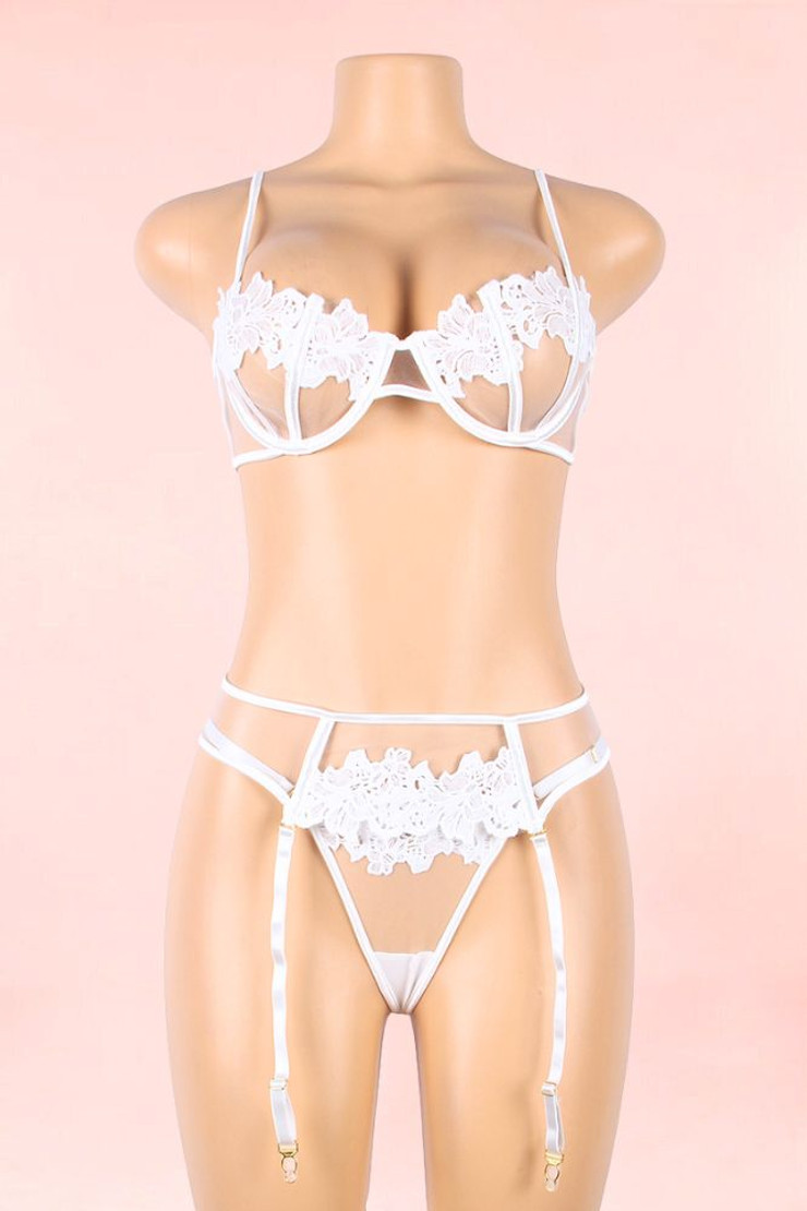 Madeline Plus Size White Bra Garter Belt Lingerie Set