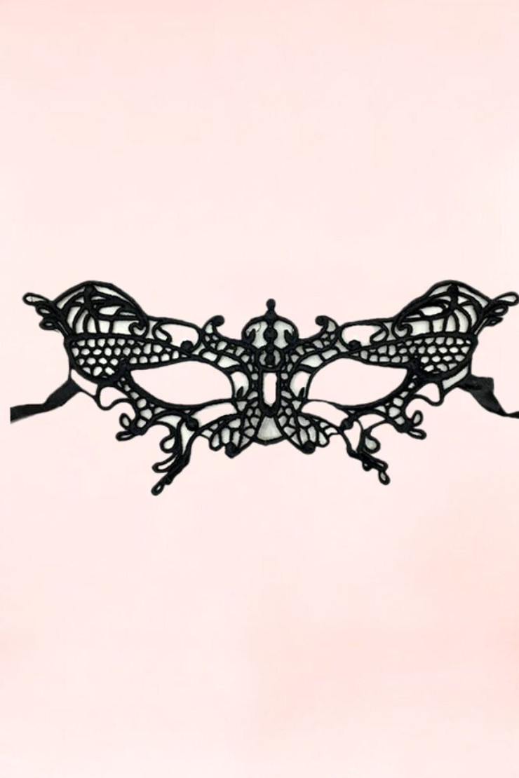 Bella Black Lace Mask.