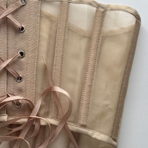 Corset boning structure