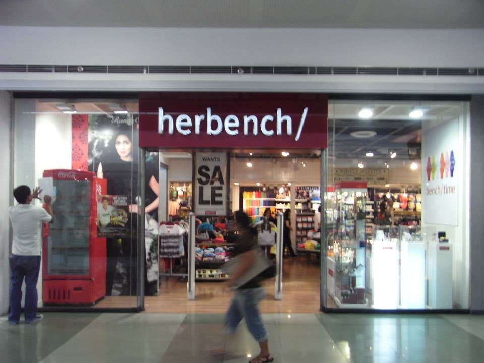 Her bench store at the mall