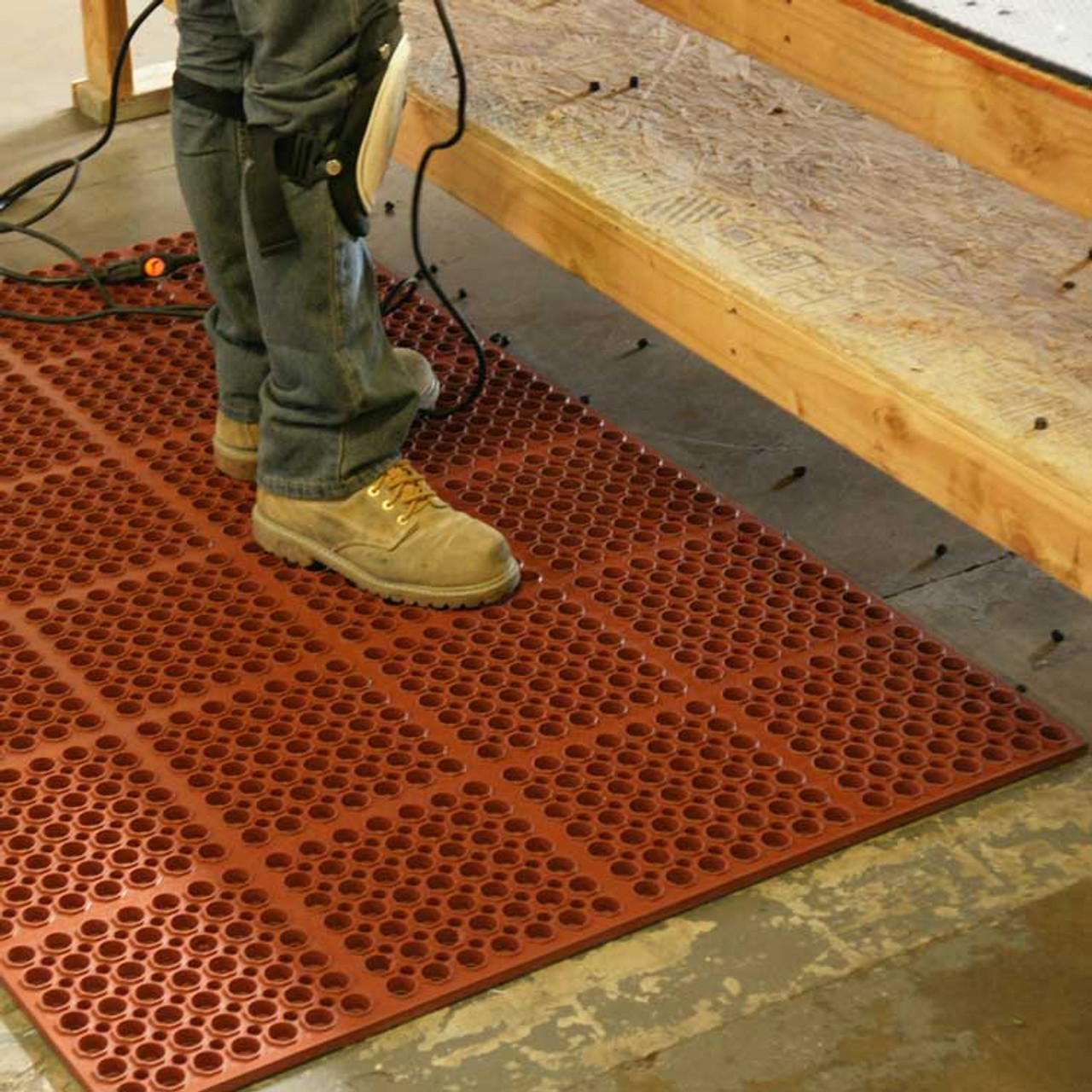 Rubber-Cal 7/8 Dura Chef Rubber Comfort Kitchen Mat - Red