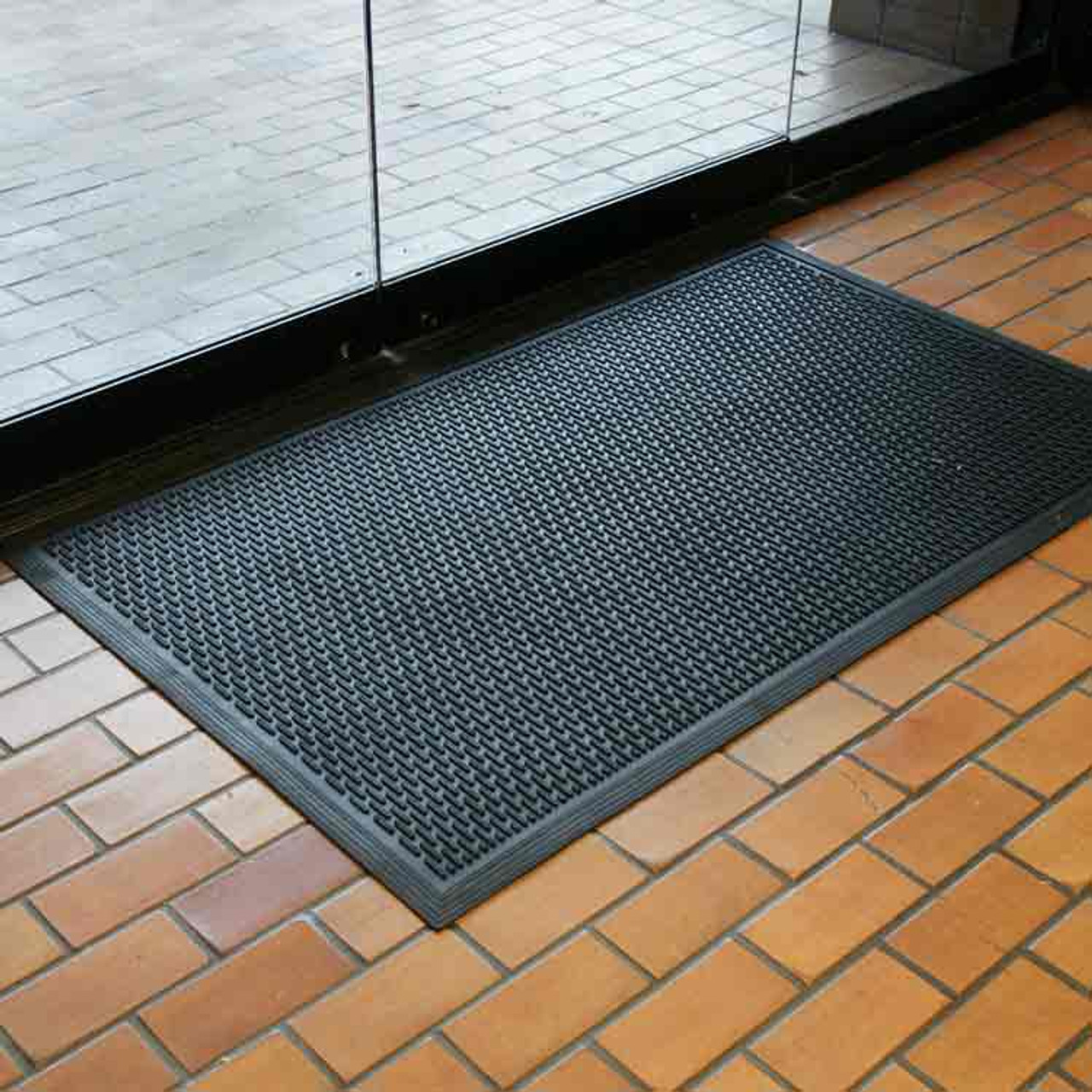 Dura-Scraper Linear” Rubber Doormat