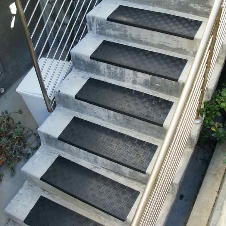 Block-Grip Rubber Stair Mats - (6 pack)