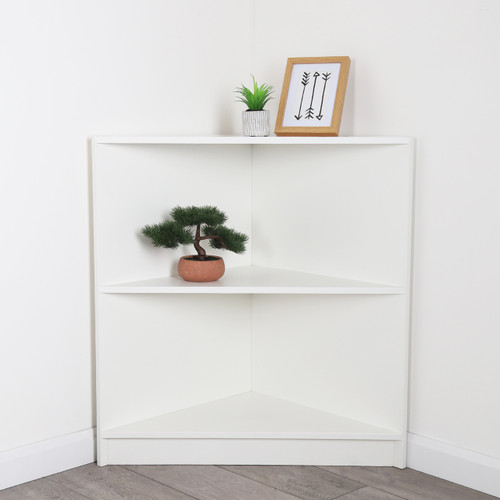 Solido White Triangle Corner Case