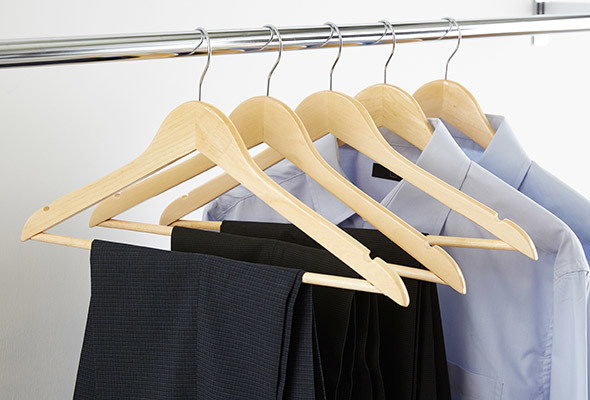 Wooden Clothes Hangers for Clothes, Dresses, Suits and Jackets