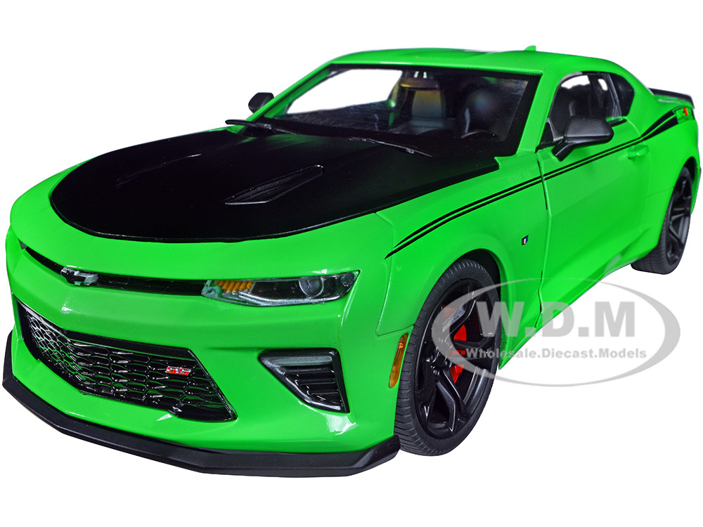 2017 Chevrolet Nickey Camaro SS 1LE Krypton Green with Matt Black