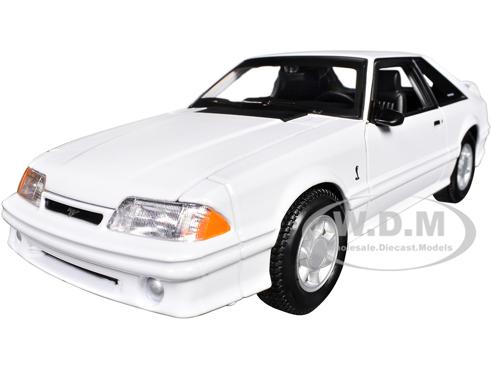 1993 Ford Mustang SVT Cobra White 