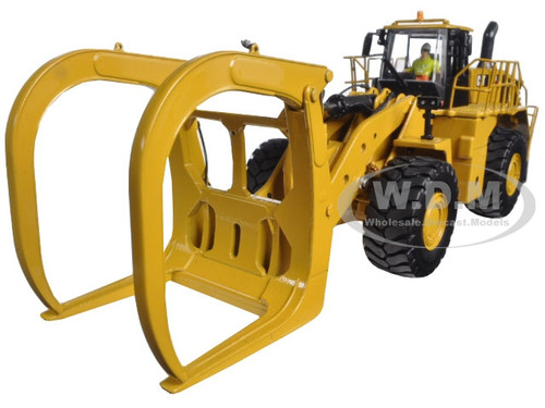 CAT Caterpillar 988K Wheel Loader with Grapple with Operator 1/50 Diecast Model Diecast Masters 85917
