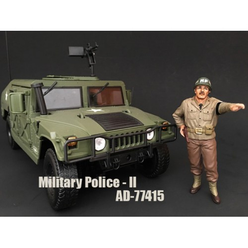 WWII Military Police Figure II For 1:18 Scale Models American Diorama 77415