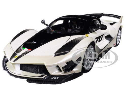 Ferrari FXX-K Evo #70 White 1/18 Diecast Model Car Bburago 16012
