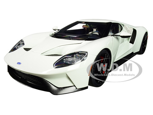 2017 Ford GT Frozen White 1/18 Model Car Autoart 72941