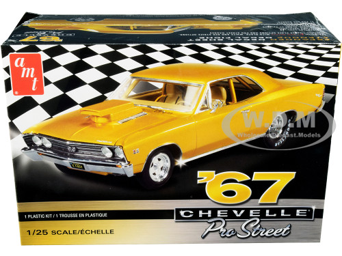 Skill 2 Model Kit 1967 Chevrolet Chevelle Pro Street 1/25 Scale Model AMT AMT876 M