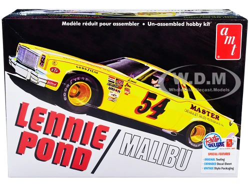 Skill 2 Model Kit 1974 Chevrolet Malibu Stock Car #54 Lennie Pond 1/25 Scale Model AMT AMT1352