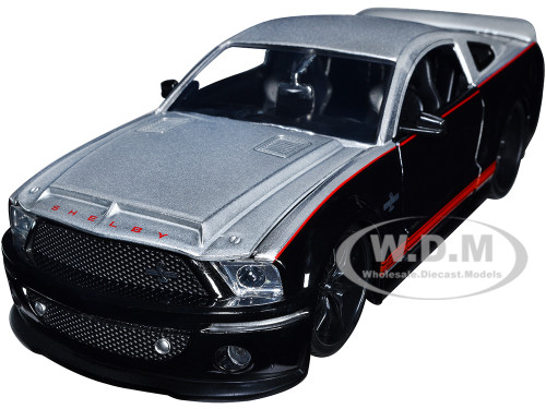 1968 Shelby GT 500KR Silver 1/18 Diecast Model Car Road Signature