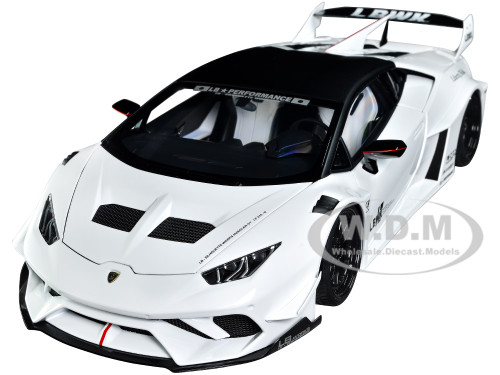 Lamborghini Huracan GT LB Silhouette Works White with Black 1/18 Model Car Autoart 79125
