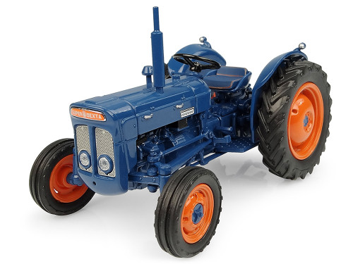 1962 Fordson Super Dexta Tractor Blue 1/32 Diecast Model Universal Hobbies UH6273