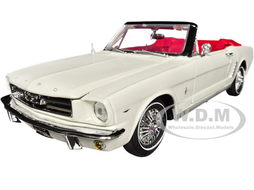 1964 1 2 Ford Mustang Convertible White with Red Interior James Bond 007 Goldfinger 1964 Movie James Bond Collection Series 1/18 Diecast Model Car Motormax 79833JB