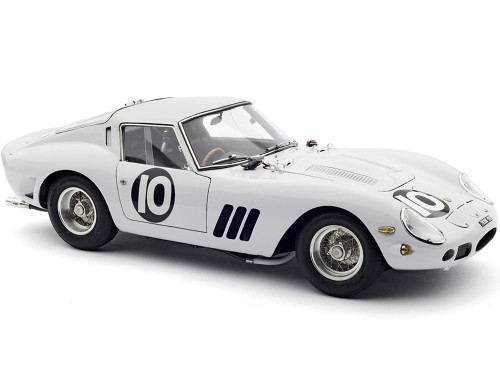 Ferrari 250 GTO #10 Graham Hill 2nd Place Tourist Trophy Goodwood 1962 Limited Edition to 2200 pieces Worldwide 1/18 Diecast Model Car CMC M-251