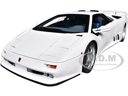 Lamborghini Diablo SE30 Jota Impact White 1/18 Model Car Autoart 79145