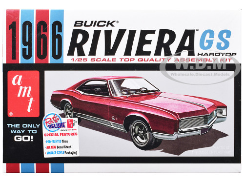 Skill 2 Model Kit 1966 Buick Riviera GS 1/25 Scale Model AMT AMT1439