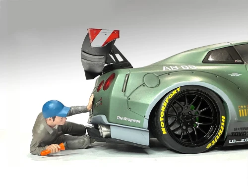 Top Tuners Figure #4 Premium Series for 1/18 Scale Models American Diorama ADP-60104