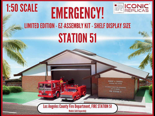 Los Angeles County Fire Department Fire Station 51 Diorama EZ Assembly Kit Emergency Series 1/50 Model Iconic Replicas 50-0520