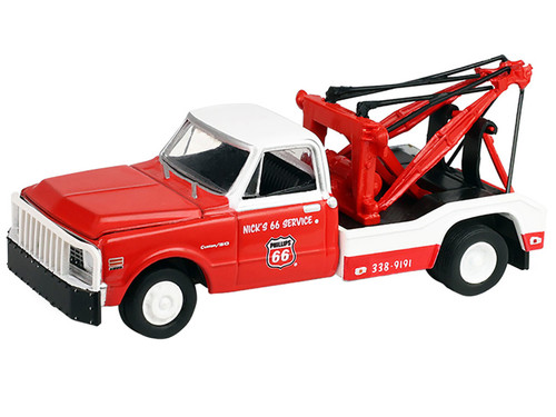 1971 Chevrolet C 30 Dually Wrecker Tow Truck Phillips 66 Red with White Top Dually Drivers Series 17 1/64 Diecast Model Car Greenlight 46170A