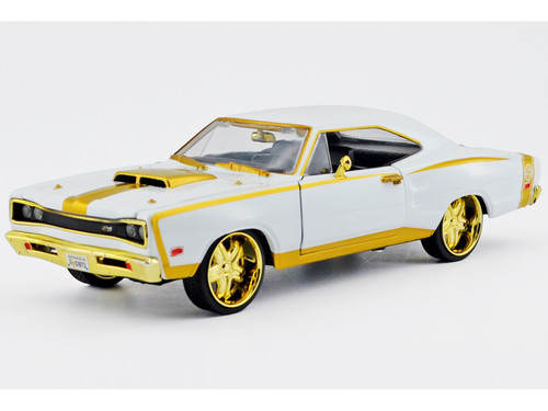1969 Dodge Coronet Super Bee White Metallic with Gold Accents Luxe Legends Series 1/24 Diecast Model Car Motormax 79223W