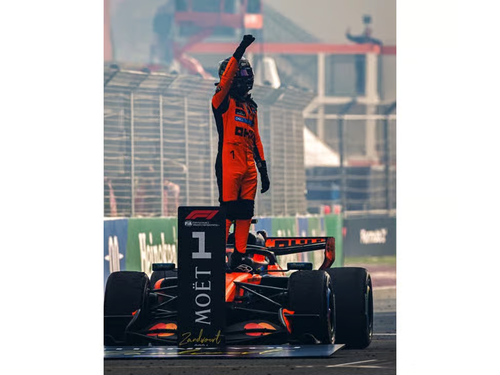McLaren MCL40 #4 Lando Norris Winner Formula One F1 Dutch GP 2026 1/64 Model Car Spark 64S271