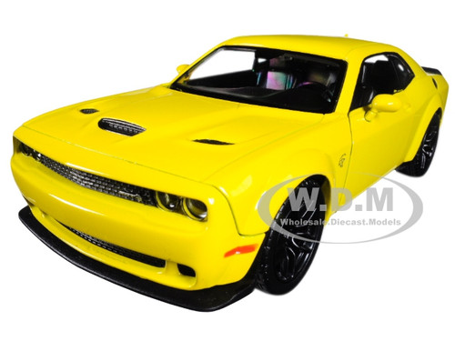 2018 Dodge Challenger SRT Hellcat Widebody Yellow 1/24 Diecast Model Car Motormax 79350