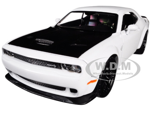 2018 Dodge Challenger SRT Hellcat Widebody White Black Hood 1/24 Diecast Model Car Motormax 79350