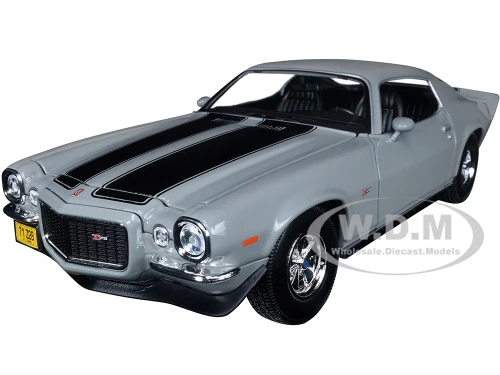 1971 Chevrolet Camaro Gray with Black Stripes Special Edition 1/18 Diecast Model Car Maisto 31131gry