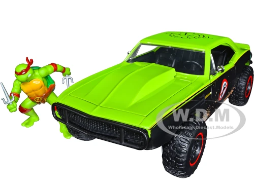 1967 Chevrolet Camaro Offroad Bright Green Matt Black Dirty Version Raphael Diecast Figure Teenage Mutant Ninja Turtles Hollywood Rides Series 1/24 Diecast Model Car Jada 33386