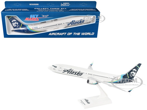 Boeing 737-900 Commercial Aircraft "Alaska Airlines" (N494AS) White with Blue Tail Snap Fit 1/130 Plastic Model Skymarks SKR875