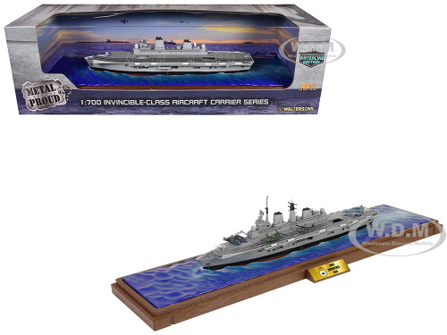 British HMS Invincible R05 Aircraft Carrier Waterline Edition Falklands War 1982 British Royal Navy Battleship Series 1/700 Diecast Model Metal Proud MP-955001A