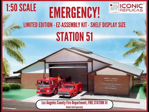 Los Angeles County Fire Department Fire Station 51 Diorama EZ Assembly Kit Emergency Series 1/50 Model Iconic Replicas 50-0520
