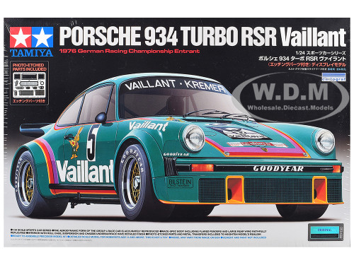 Model Kit Porsche 934 Turbo RSR Vaillant Kremer 1/24 Scale Model Tamiya TAM-24334