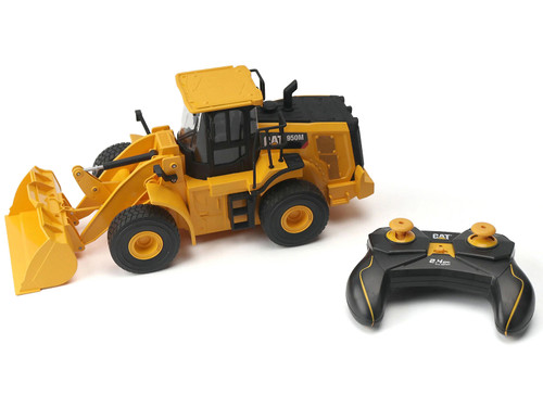 Radio Control CAT Caterpillar 950M Wheel Loader Yellow Construction RC Series 1/24 Model Diecast Masters 25007