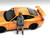 Car Meet 1 Figurine V 1/24 Scale Models American Diorama 76381