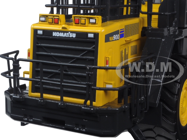 Komatsu WA900-3 Wheel Loader 1/50 Diecast Model First Gear 50-3301