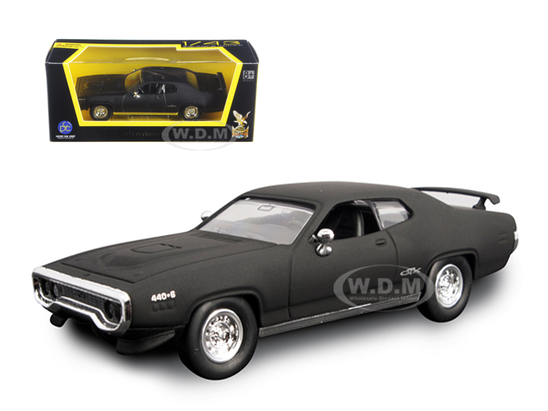 1971 Plymouth GTX Matt Black 1/43 Diecast Model Car Road Signature