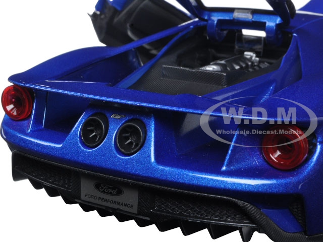 2017 Ford GT Blue 1/18 Diecast Model Car Maisto 31384