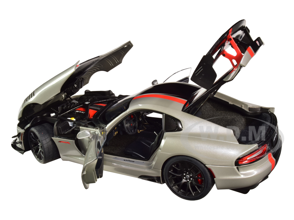 2017 Dodge Viper ACR Billet Silver Metallic Black Red Stripes 1/18