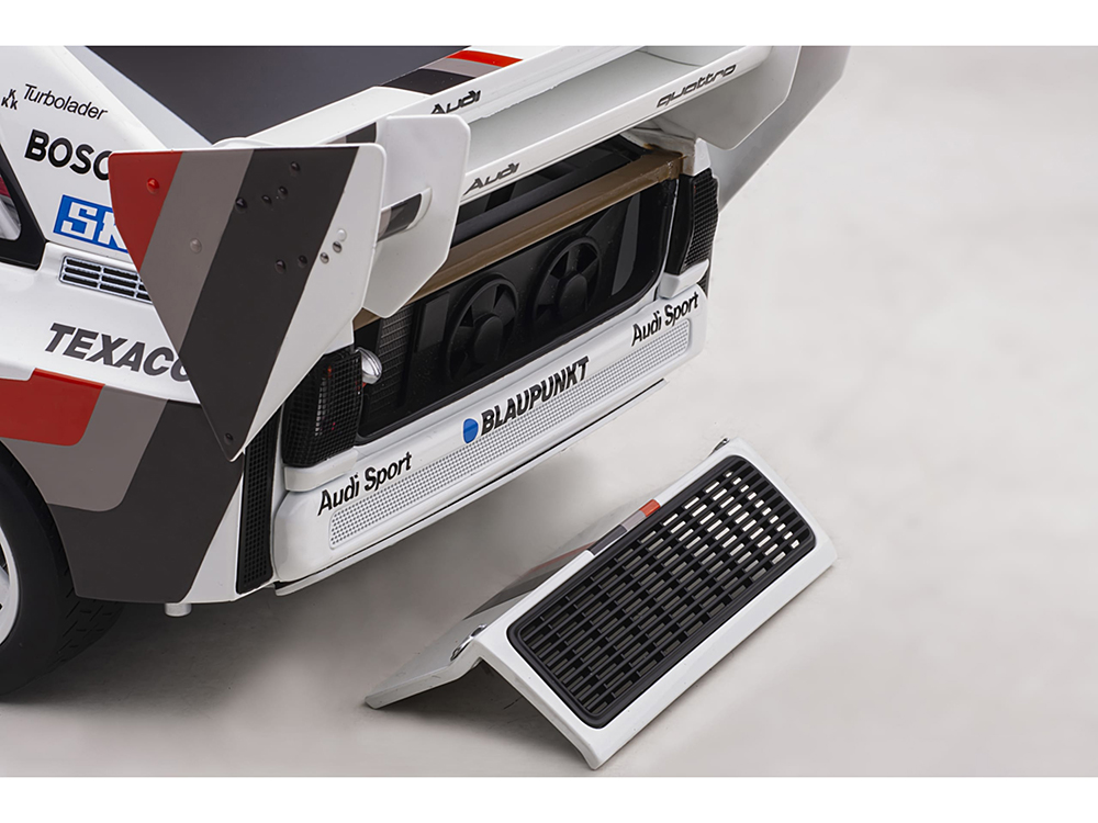 Audi Quattro S1 #1 Walter Roehrl Winner Pikes Peak 1987 1/18 Model