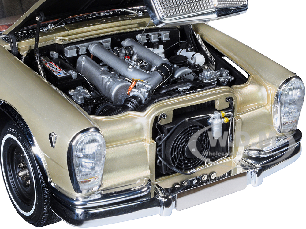 1965-1981 Mercedes Benz 600 Pullman W100 Landaulet Limousine