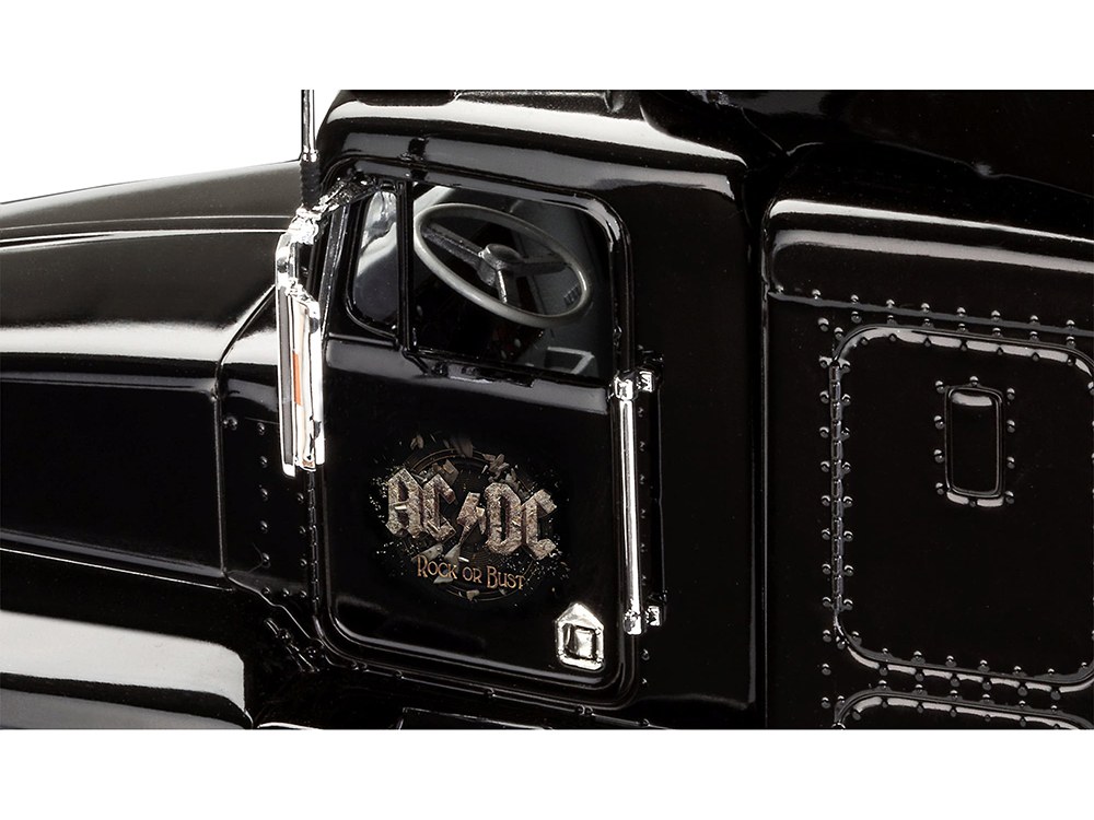 Level 3 Model Kit Kenworth Tour Truck AC/DC Rock or Bust 1/32