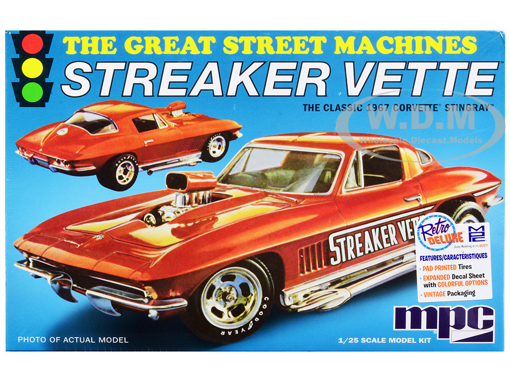 Skill 2 Model Kit 1967 Chevrolet Corvette Stingray Streaker Vette